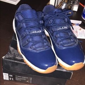 Mens Nike Air Jordan 11 Retro Low Navy & Gum